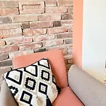 2 Bedroom The Quiet Luxury 8 Apartman