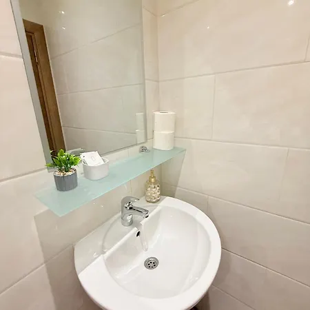 Апартаменты 2 Bedroom The Quiet Luxury 8 Пловдив