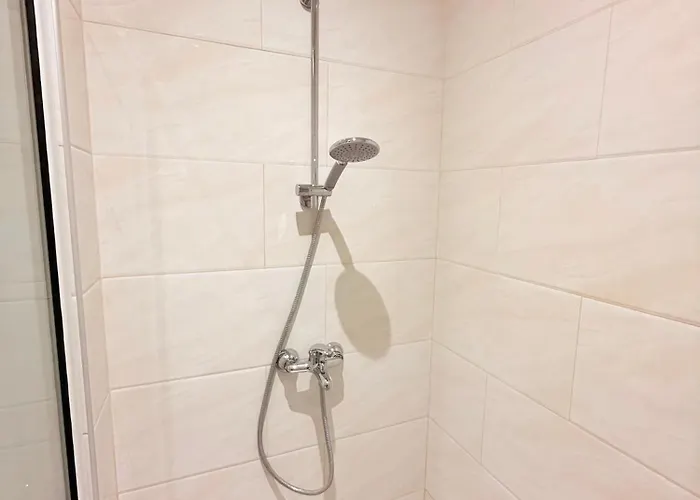 2 Bedroom The Quiet Luxury 8 公寓